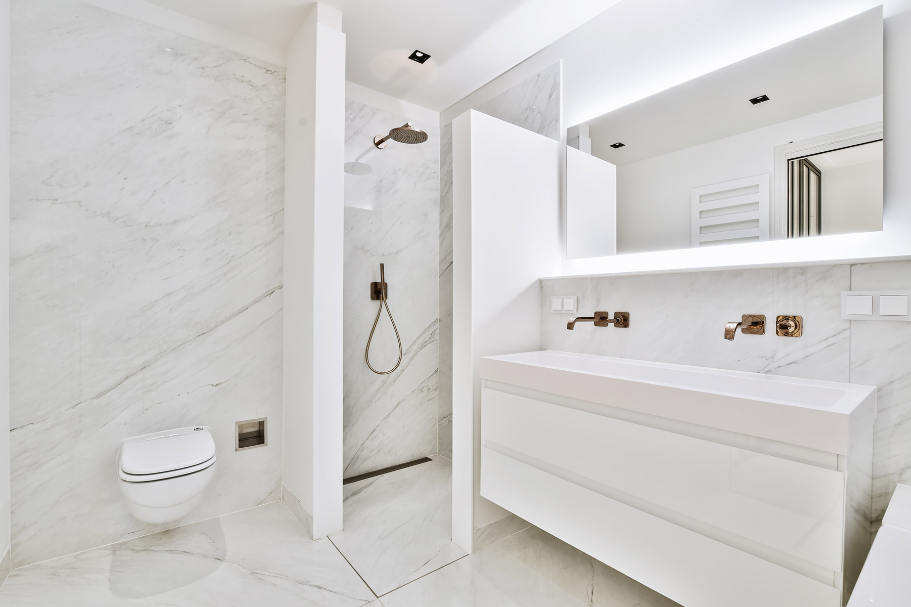 Luxury ensuite bathroom design in Montreal with walk-in shower